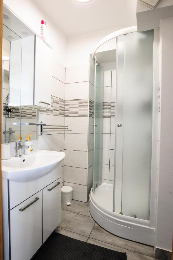 Bellevue Molet Apartments 코페르 외부 사진